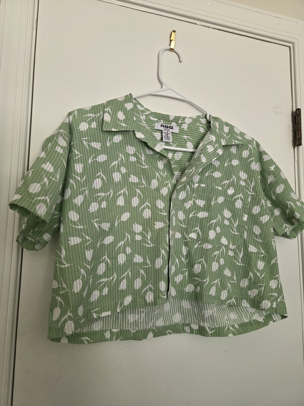 RSQ Light Green Floral Cropped Button-Up Shirt 100% Cotton S-M - Picture 2 of 5